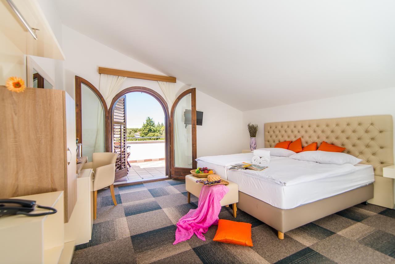 Hotel Villa Vrsar Ngoại thất bức ảnh
